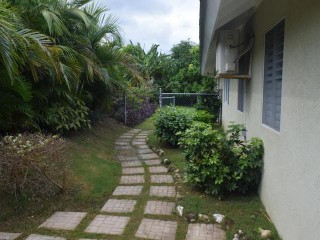 House For Sale in Laughlands, St. Ann Jamaica | [2]