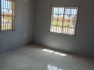 House For Rent in Phoenix park village, St. Catherine Jamaica | [7]