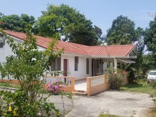 House For Sale in Tower Isle, St. Mary Jamaica | [1]