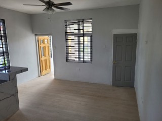 Apartment For Rent in Sunrise Cres, Kingston / St. Andrew Jamaica | [2]
