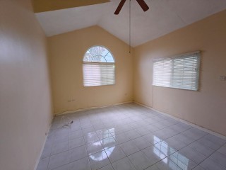 House For Rent in Caribbean Estate, St. Catherine Jamaica | [4]