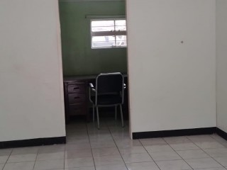 Flat For Rent in Kingston 6, Kingston / St. Andrew Jamaica | [2]