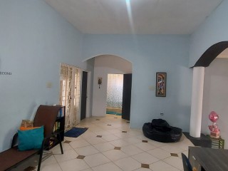 House For Sale in Spanish Town, St. Catherine Jamaica | [6]
