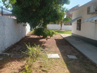 House For Sale in St Jago South, St. Catherine Jamaica | [12]
