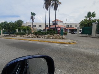 Commercial building For Rent in Seymour Park, Kingston / St. Andrew Jamaica | [3]