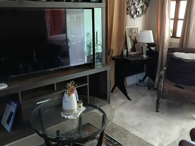 4 bed House For Sale - Kensington, St. Catherine, Jamaica