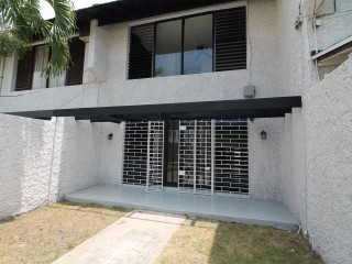 Townhouse For Rent in Constant Spring Shortwood, Kingston / St. Andrew Jamaica | [2]