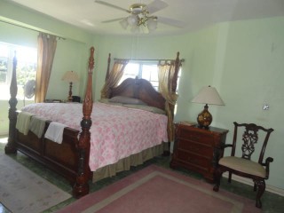 House For Sale in WESTGATE HILLS, St. James Jamaica | [4]