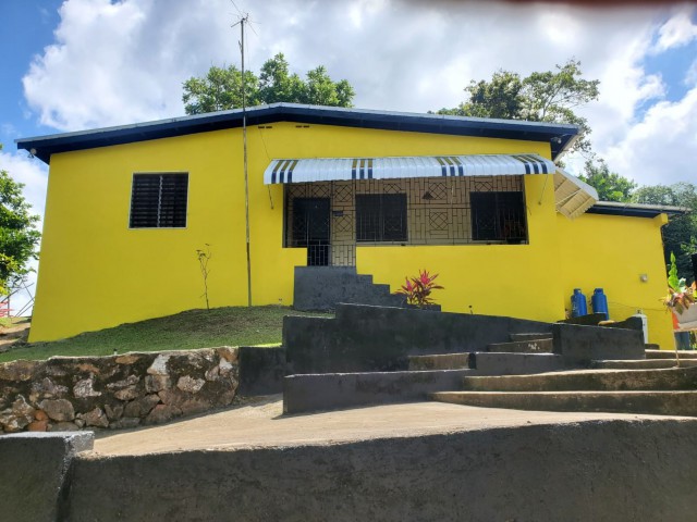3 bed House For Sale - Stony Hill, Kingston / St. Andrew, Jamaica