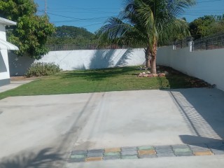 3 bed House For Sale in St Jago South, St. Catherine, Jamaica