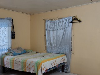 4 bed House For Sale in Palmers Cross, Manchester, Jamaica