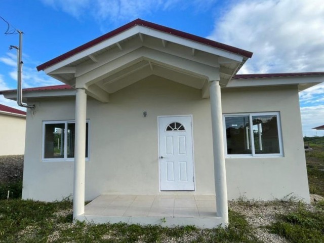 2 bed House For Rent - Mandeville, Manchester, Jamaica