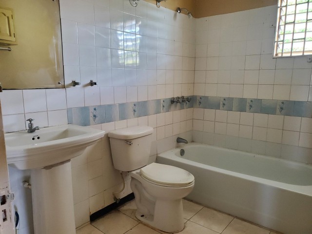 House For Sale in WHITE HORSES, St. Thomas Jamaica | [8]