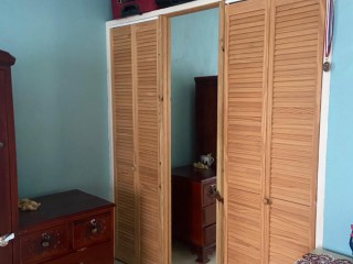 5 bed House For Sale – Newport, Manchester, Jamaica