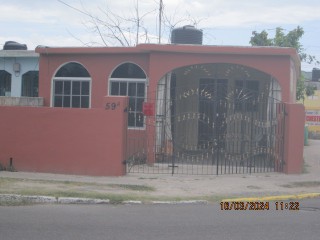 2 bed House For Rent in Westchester Portmore, St. Catherine, Jamaica