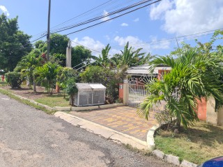 3 bed House For Sale in Pembroke Hall, Kingston / St. Andrew, Jamaica