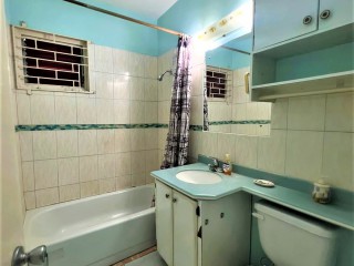Townhouse For Rent in NEW KINGSTON, Kingston / St. Andrew Jamaica | [8]