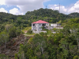 House For Sale in Coopers Hill, Kingston / St. Andrew Jamaica | [5]
