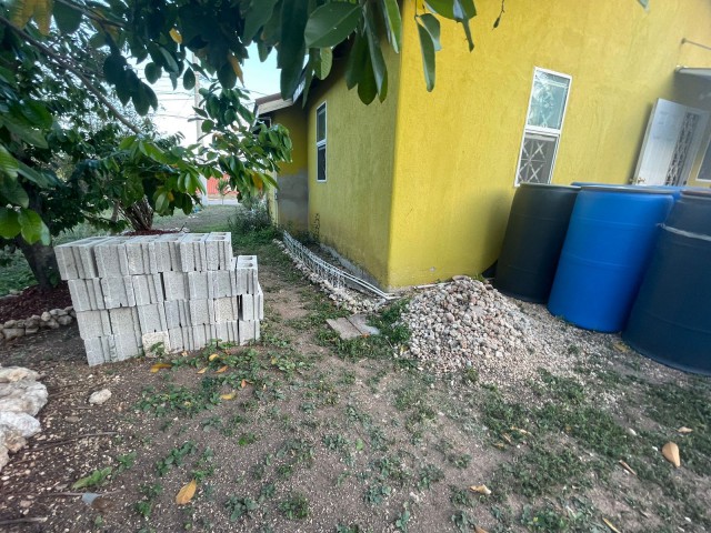 2 bed House For Sale - Old Harbour, St. Catherine, Jamaica