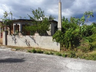 2 bed House For Sale in Middle Quarters, St. Elizabeth, Jamaica
