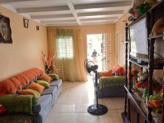 House For Sale in Portmore, St. Catherine Jamaica | [1]