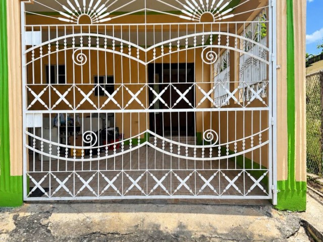 House For Rent in Linstead, St. Catherine Jamaica | [14]