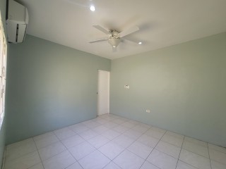 House For Rent in Pembroke Hall, Kingston / St. Andrew Jamaica | [8]