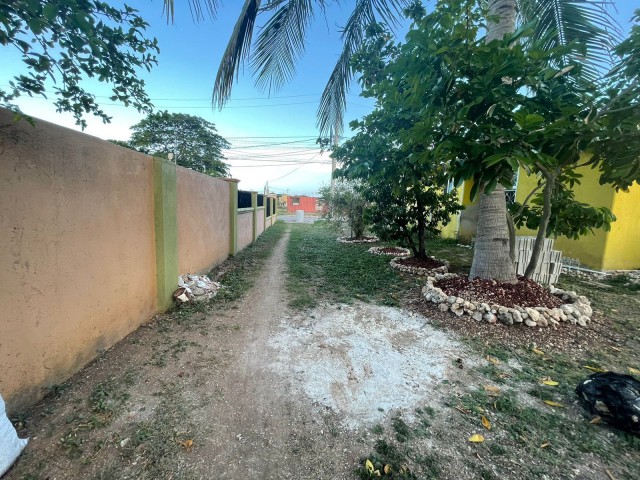 House For Sale in Old Harbour, St. Catherine Jamaica | [2]