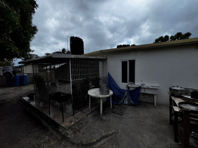 House For Sale in Ensom City, St. Catherine Jamaica | [2]