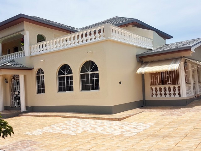 5 bed House For Sale - Brumalia, Manchester, Jamaica