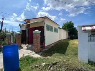 House For Rent in 6 East Greater Portmore, St. Catherine Jamaica | [1]