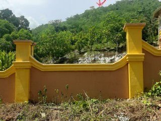 Land For Sale in Porus, Manchester, Jamaica