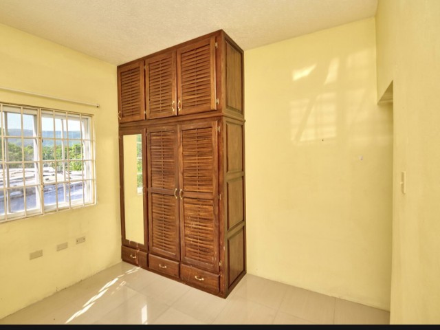 Apartment For Rent in Elletson Flats Papine, Kingston / St. Andrew Jamaica | [3]