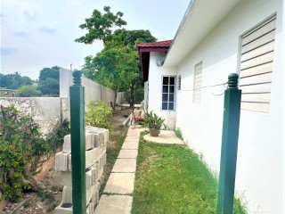 House For Rent in HOPE PASTURES, Kingston / St. Andrew Jamaica | [6]