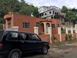 House For Rent in Maverley Mountain, Kingston / St. Andrew Jamaica | [10]