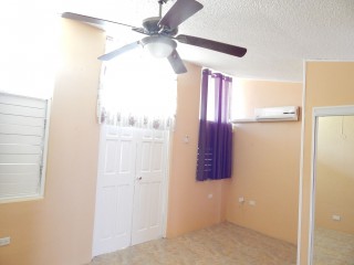 Townhouse For Rent in Waterloo Road, Kingston / St. Andrew Jamaica | [3]