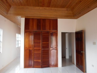 House For Sale in Wood Lawn, Manchester Jamaica | [4]