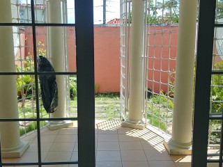 Townhouse For Rent in Off Charlton Road, Kingston / St. Andrew Jamaica | [5]