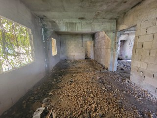 House For Sale in Four Path, Clarendon Jamaica | [5]