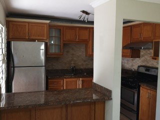 Townhouse For Rent in Dillsbury Avenue, Kingston / St. Andrew Jamaica | [8]