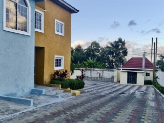 Apartment For Sale in Reading, St. James Jamaica | [11]