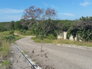 House For Sale in Ironshore, St. James Jamaica | [12]