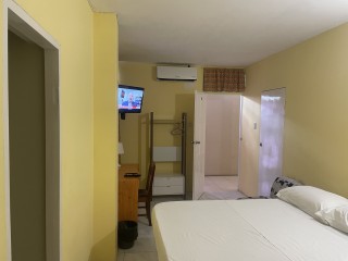 Apartment For Rent in HWT Road, Kingston / St. Andrew Jamaica | [4]