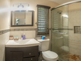 Townhouse For Rent in Guango Grove, St. James Jamaica | [11]