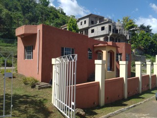 House For Rent in Maverley Mountain  Sterling Caslte, Kingston / St. Andrew Jamaica | [13]