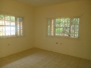 House For Rent in westgate hills, St. James Jamaica | [5]