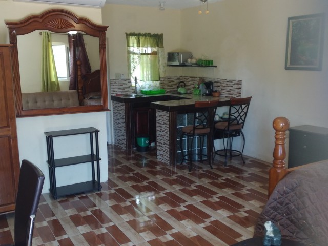 Flat For Rent - Tankerville  between Stadium n Beverly Hills, Kingston / St. Andrew, Jamaica