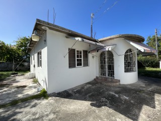 House For Sale in Runaway Bay, St. Ann Jamaica | [8]