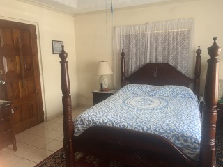 4 bed House For Sale in Mandeville, Manchester, Jamaica