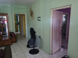 House For Sale in Kensington, St. Catherine Jamaica | [1]